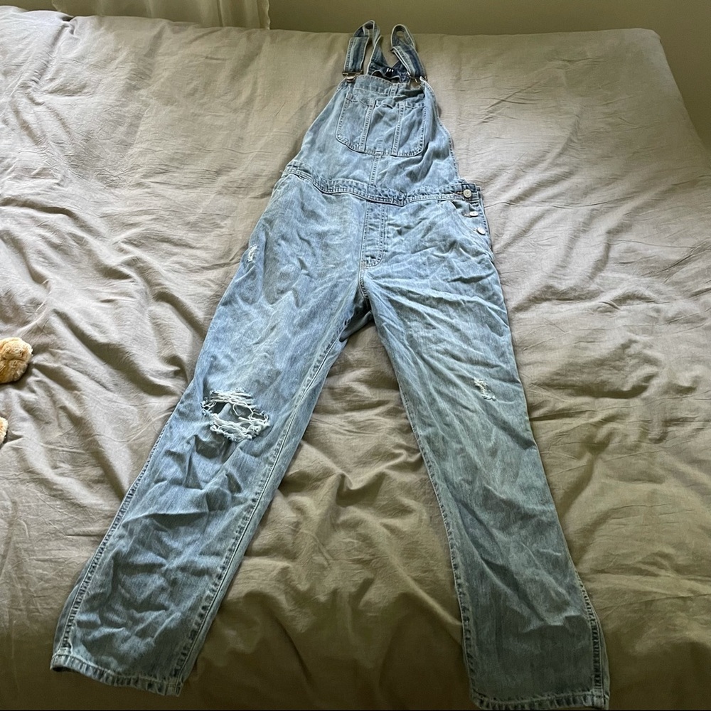 Gap overalls